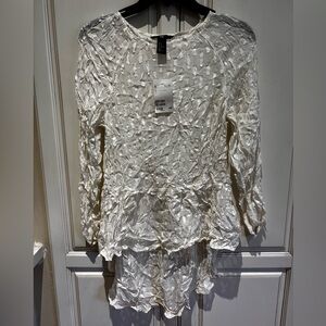 NWT H&M size 4 ivory blouse gold shiny threads (wrinkled) longer in back